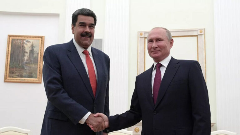 Putin-y-Maduro-min