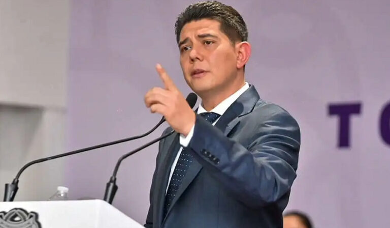 alejandro-arcos-pres. mpal de Chilpancingo Gro. jpg-min